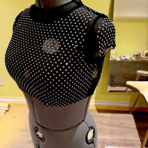 New super sparkly top - Picture 3 of 5